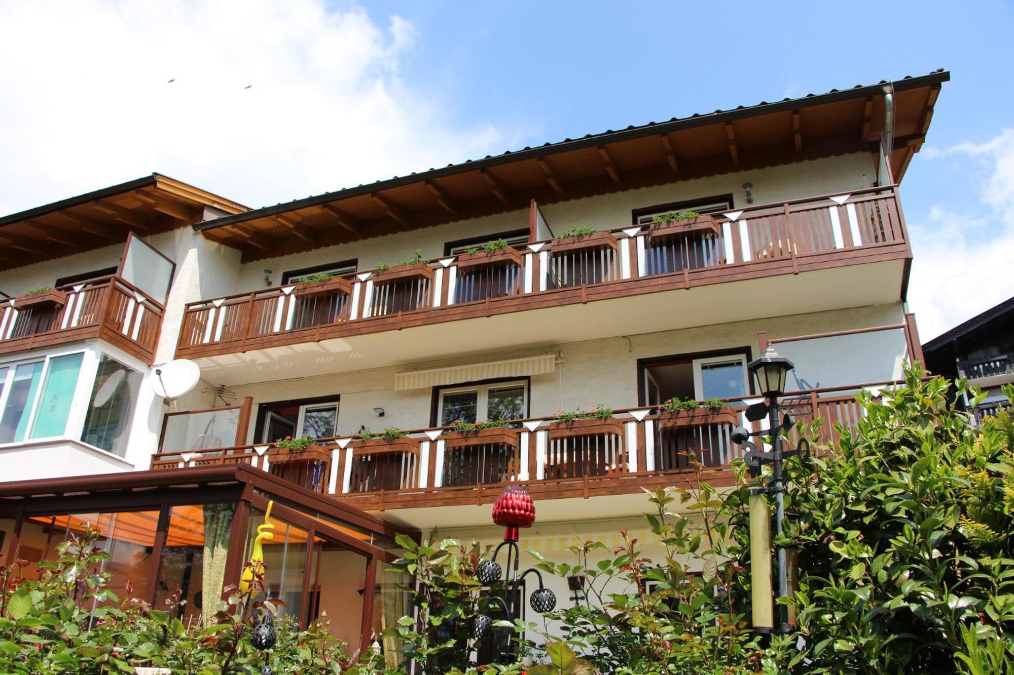 Hotel Haus Riedl Seeboden Esterno foto