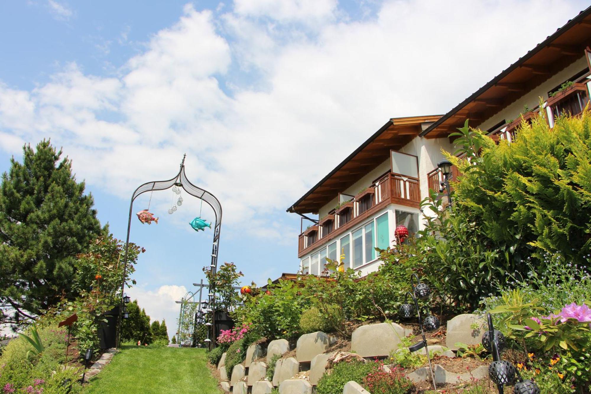 Hotel Haus Riedl Seeboden Esterno foto